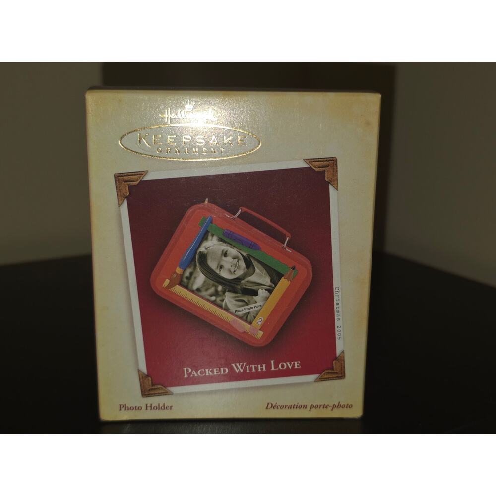 Hallmark Keepsake Ornament~Packed With‎ Love~Lunch Box~Photo Holder~2005 Nib